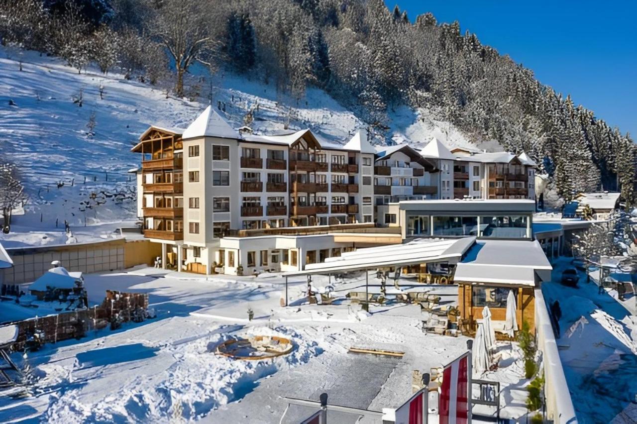 Superior Sport Und Familienresort Alpenblick Целль-ам-Зе Экстерьер фото